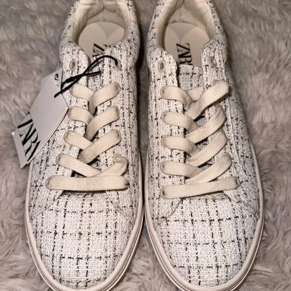 ZARA sneakers size 8. Plaid design sneakers. Beige color. New never worn. W/tags
